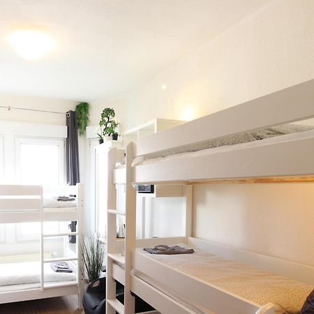 Hotel Ulm Zentrum - Komplettes Zimmer, Hochbett, Android Tv & Eigenem Bad - Perfekt Fuer Familien & Gruppen Bagian luar foto