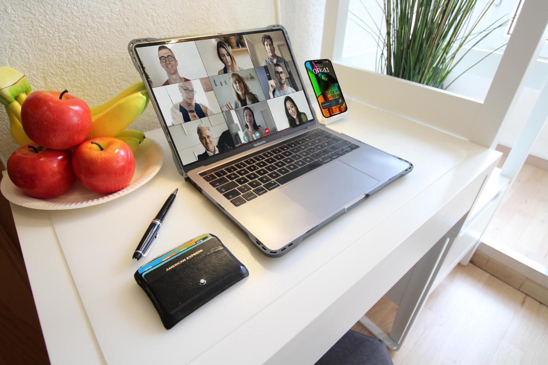 Hotel Ulm Zentrum - Komplettes Zimmer, Hochbett, Android Tv & Eigenem Bad - Perfekt Fuer Familien & Gruppen Bagian luar foto